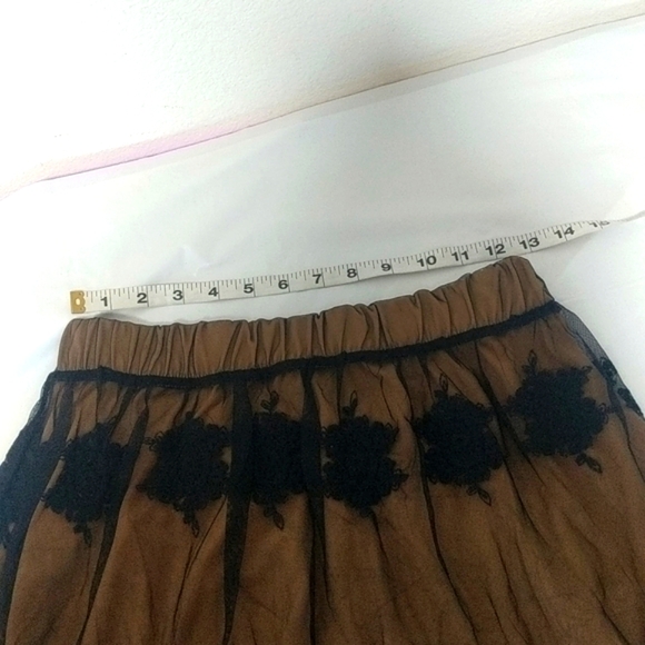 Lapis Cute Lacey Skirt Size M. Great Condition - Picture 8 of 9